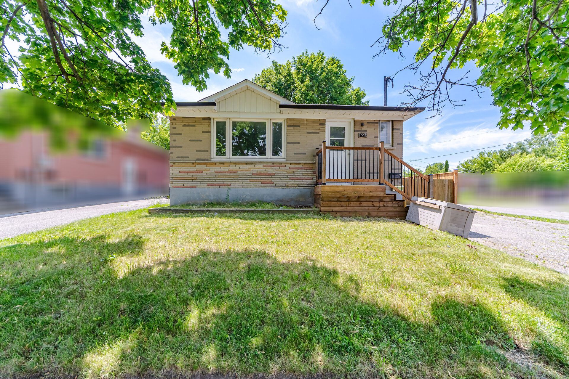651 Olive Avenue, Oshawa, On L1h 2r9