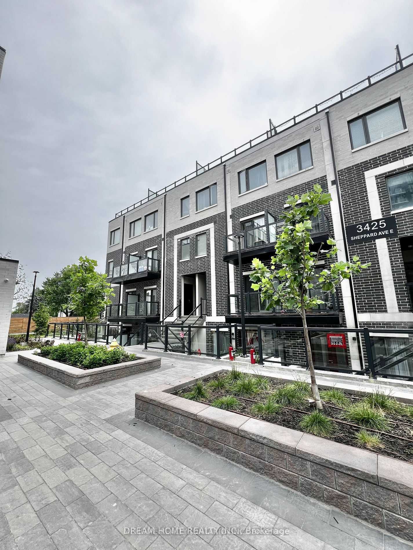 3427 Sheppard Avenue E C2-203, Toronto, On M1t 0c5