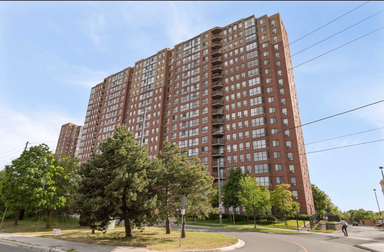 330 Mccowan Road 311, Toronto, On M1j 3n3