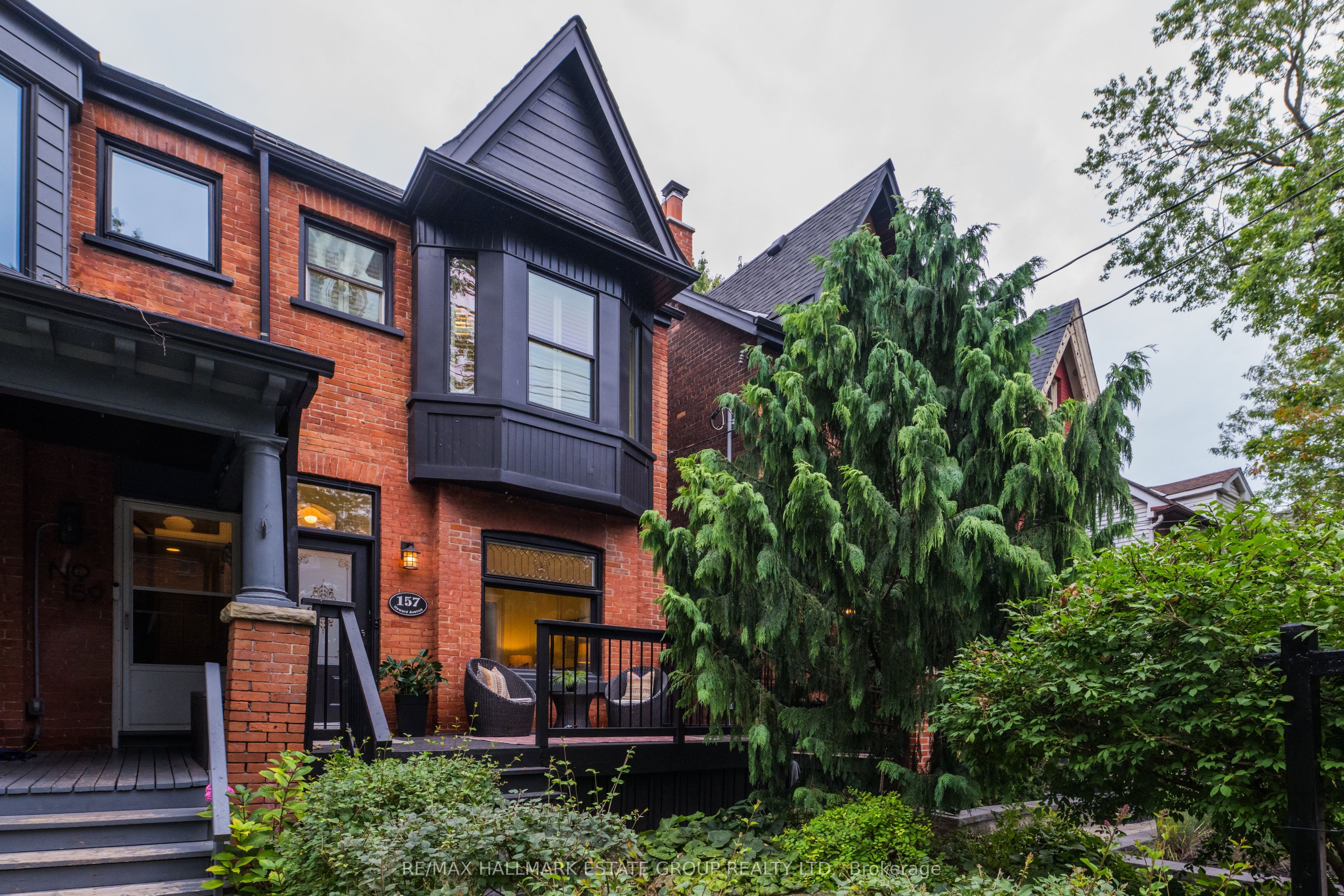 157 Heward Avenue, Toronto, On M4m 2t6