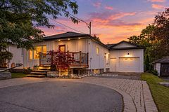 1013 Centre Street S, Whitby, On L1n 4x5