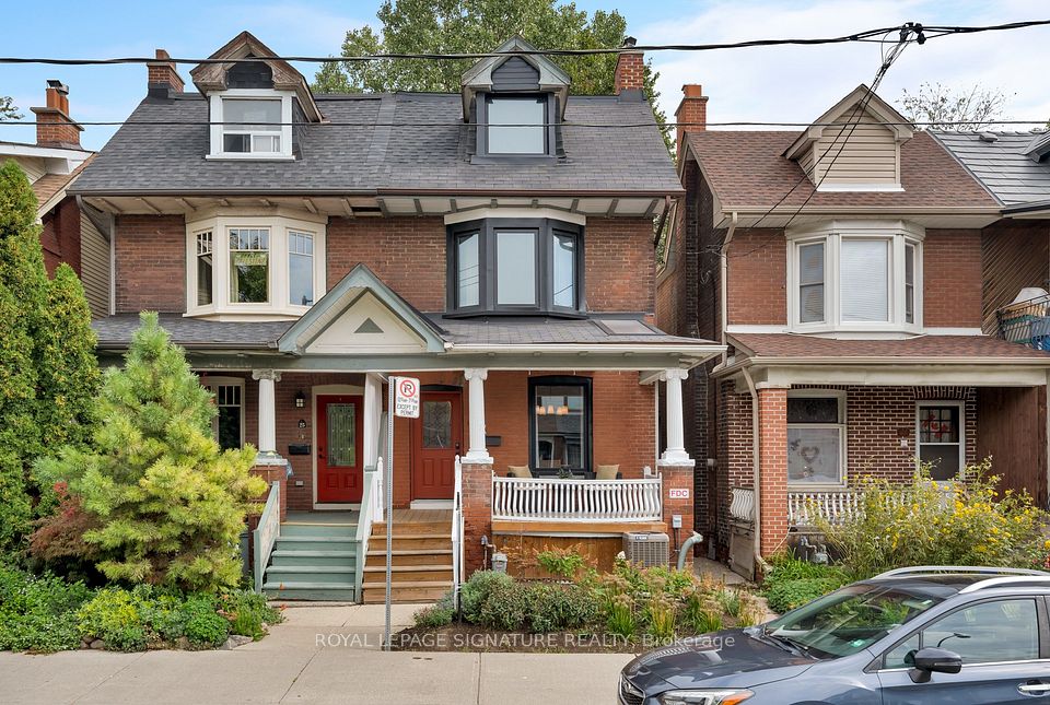 23 Greenwood Avenue, Toronto, On M4l 2p5