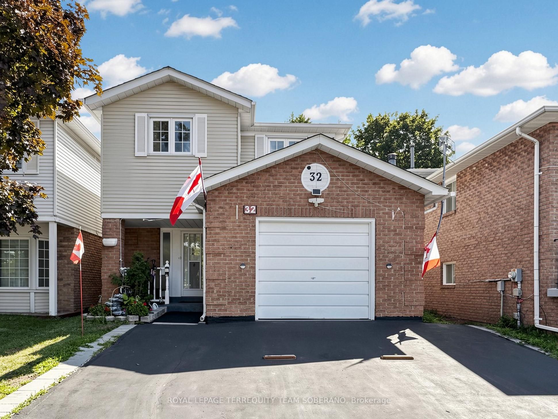 32 Rotary Drive, Toronto, On M1b 2j1