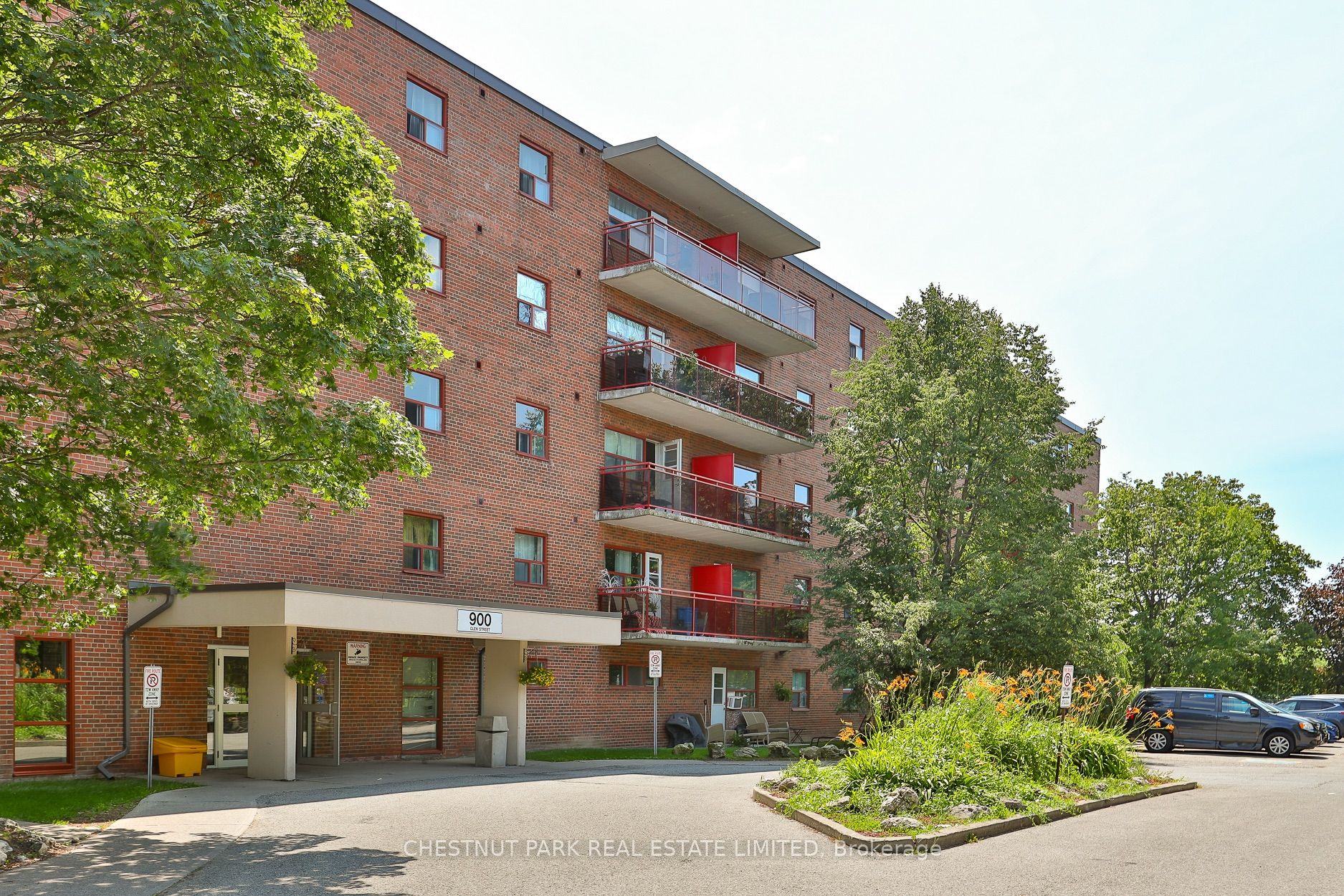 900 Glen Street 406, Oshawa, On L1j 5z4