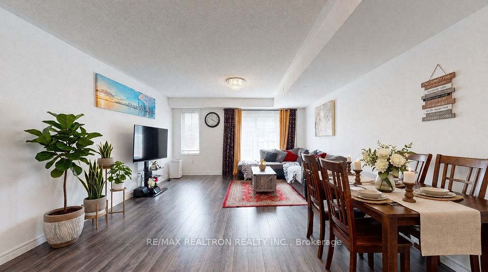 34 Glenstal Path, Oshawa, On L1l 0l2