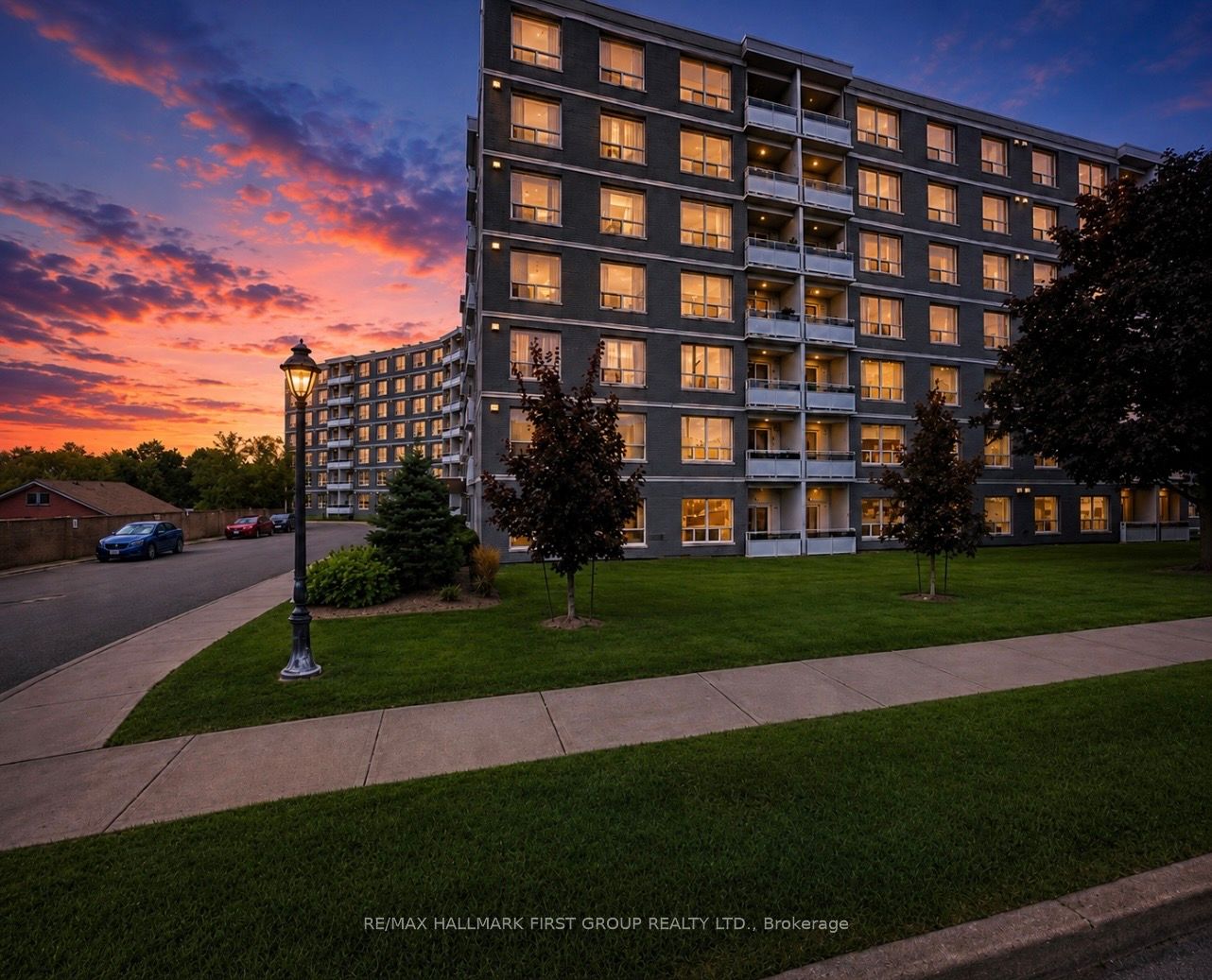 145 Liberty Street S 503, Clarington, On L1c 4k5