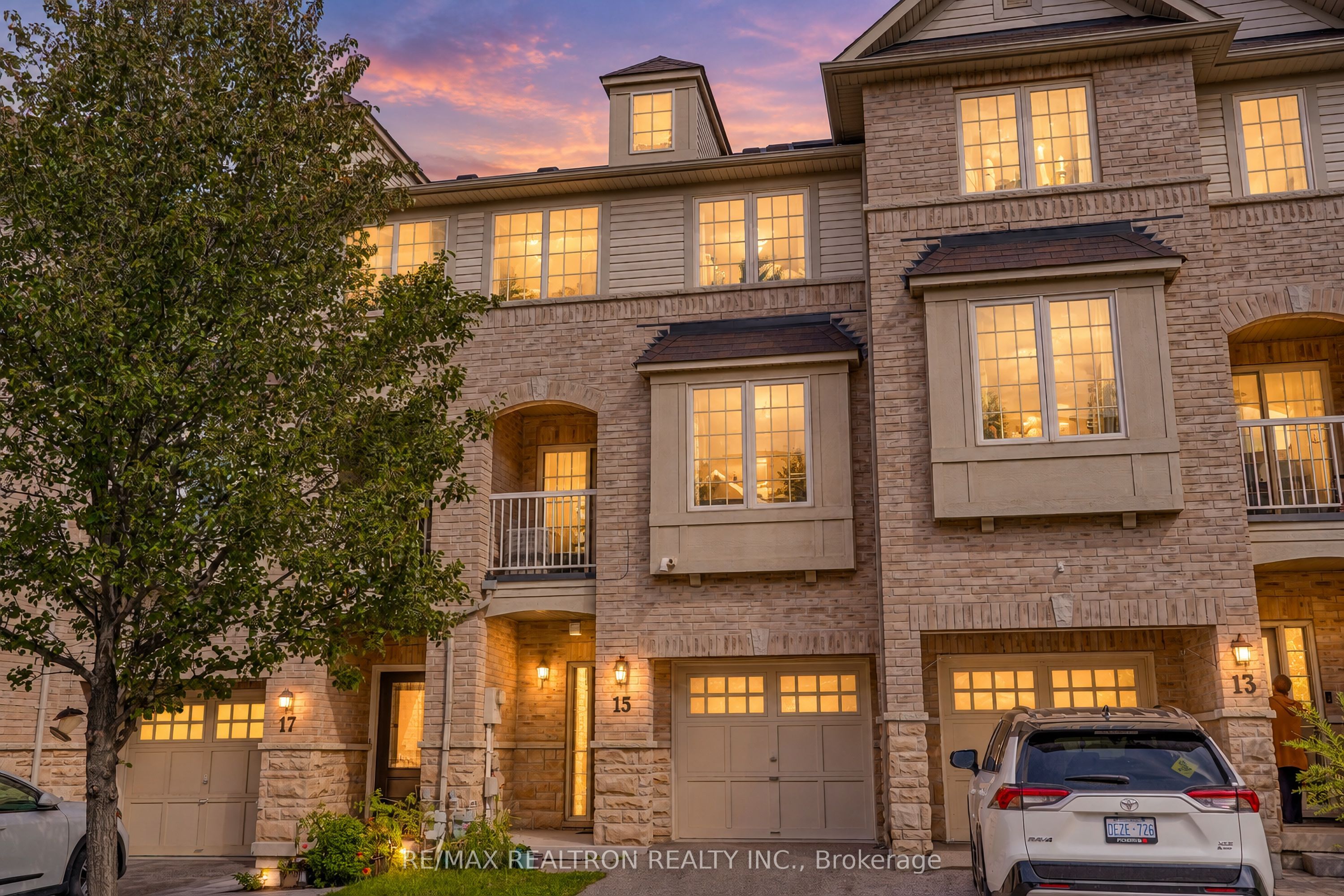 15 Blunden Road, Ajax, On L1z 0k9