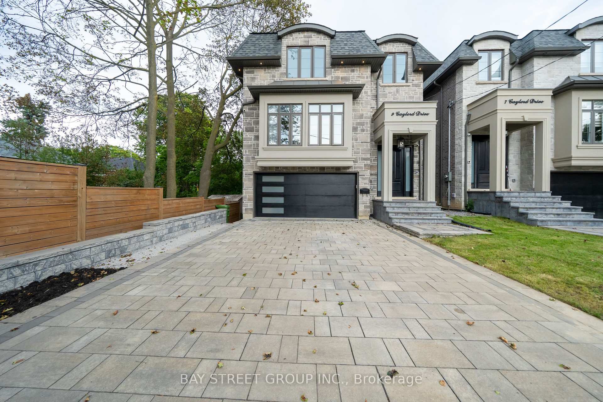 9 Gaylord Drive, Toronto, On M1r 1c2