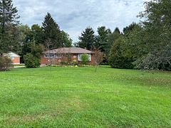 7421 Cochrane Street, Whitby, On L1m 1r1