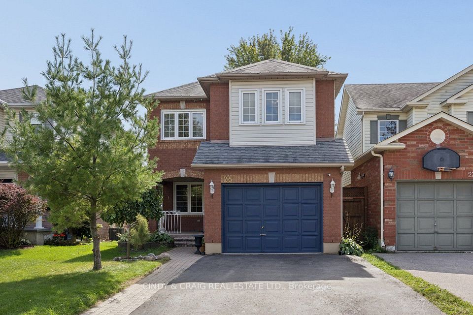 25 Mallory Street, Clarington, On L1e 2b4