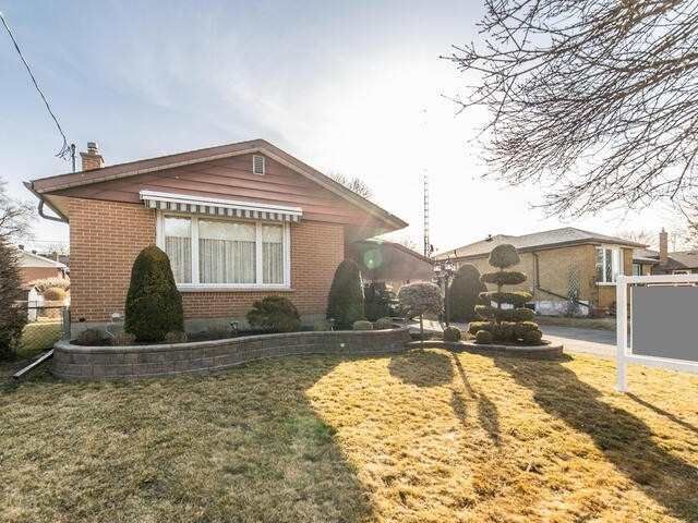 203 Lupin Drive, Whitby, On L1n 1y2