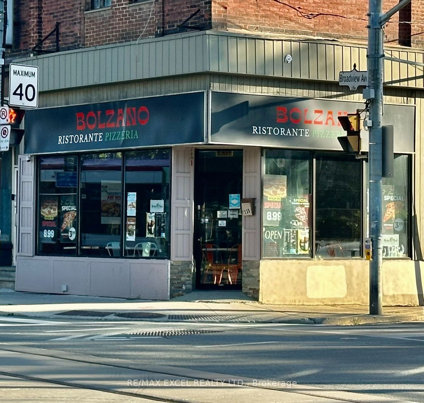 239 Broadview Avenue, Toronto, On M4m 2g6