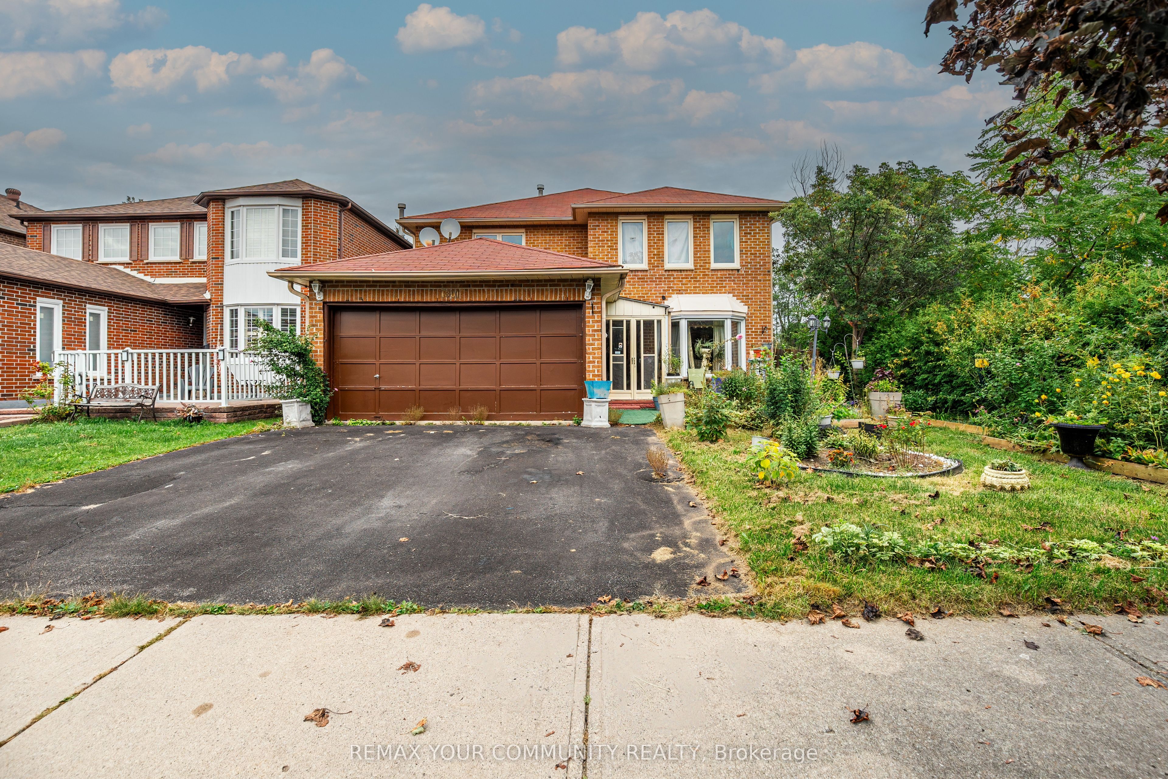 1801 Forestview Drive, Pickering, On L1v 5v2