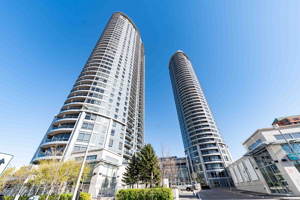 135 Village Green Square 1423, Toronto, On M1s 0g4