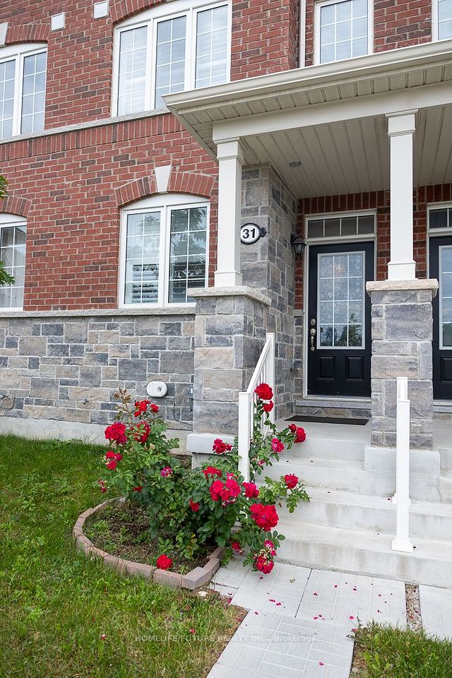 31 Jolly Way, Toronto, On M1p 0e2