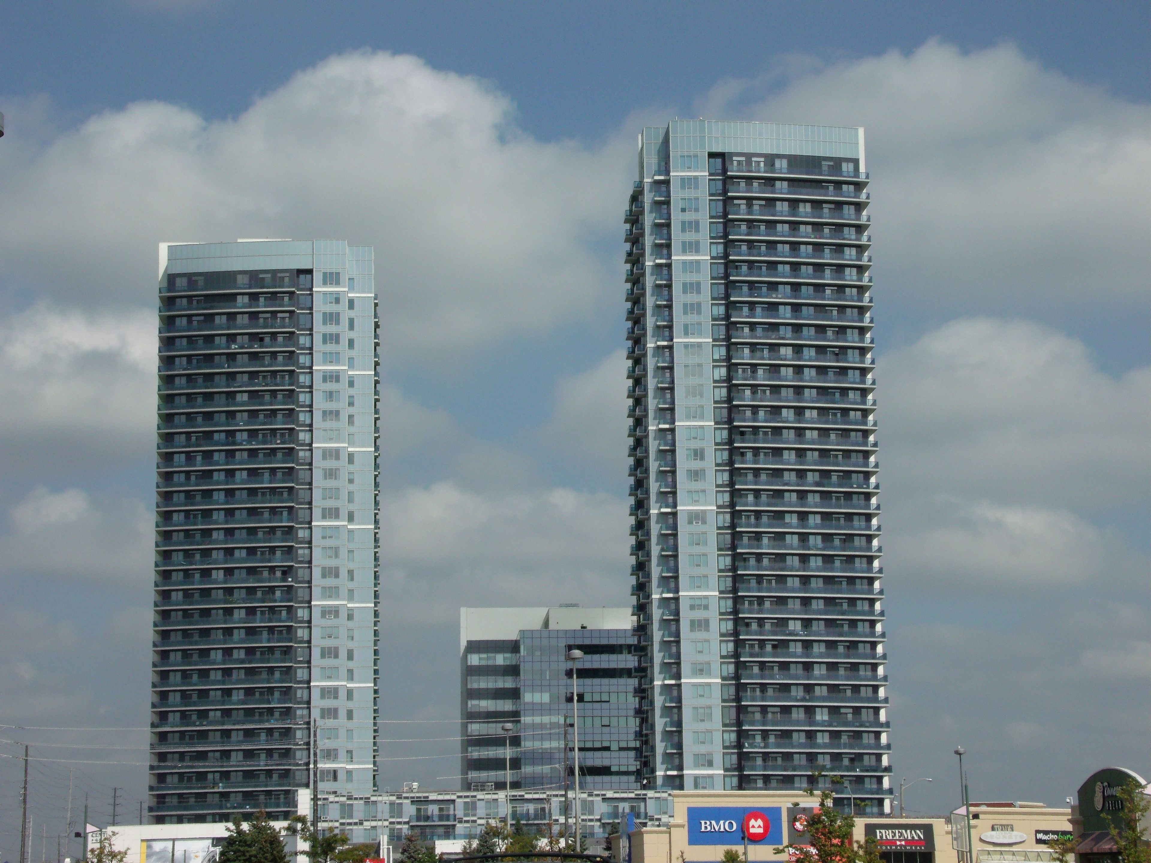 7777 Weston Road 276, Vaughan, On L4l 0g9
