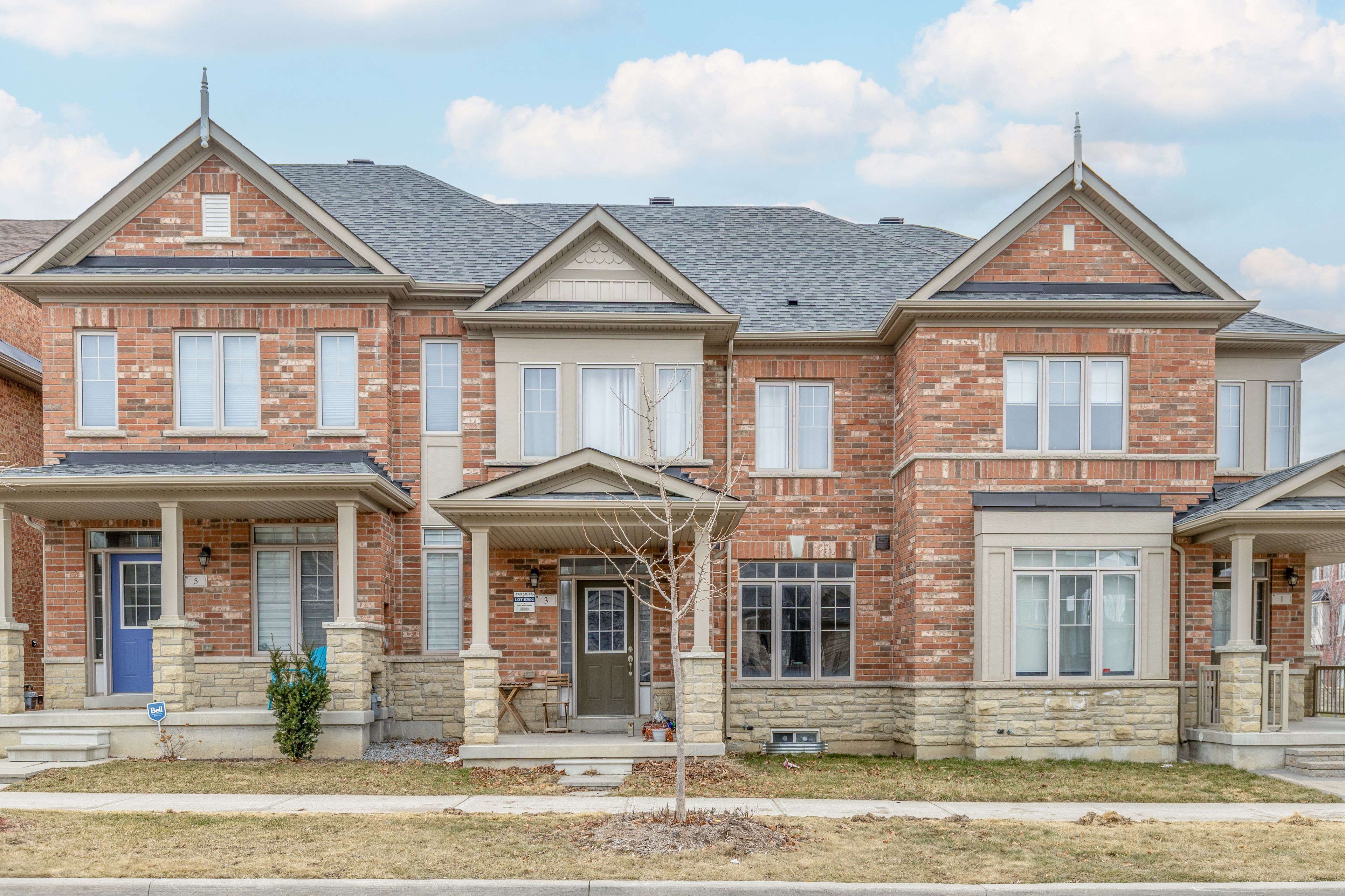 3 Henry Bauer Avenue, Markham, On L6c 0w8