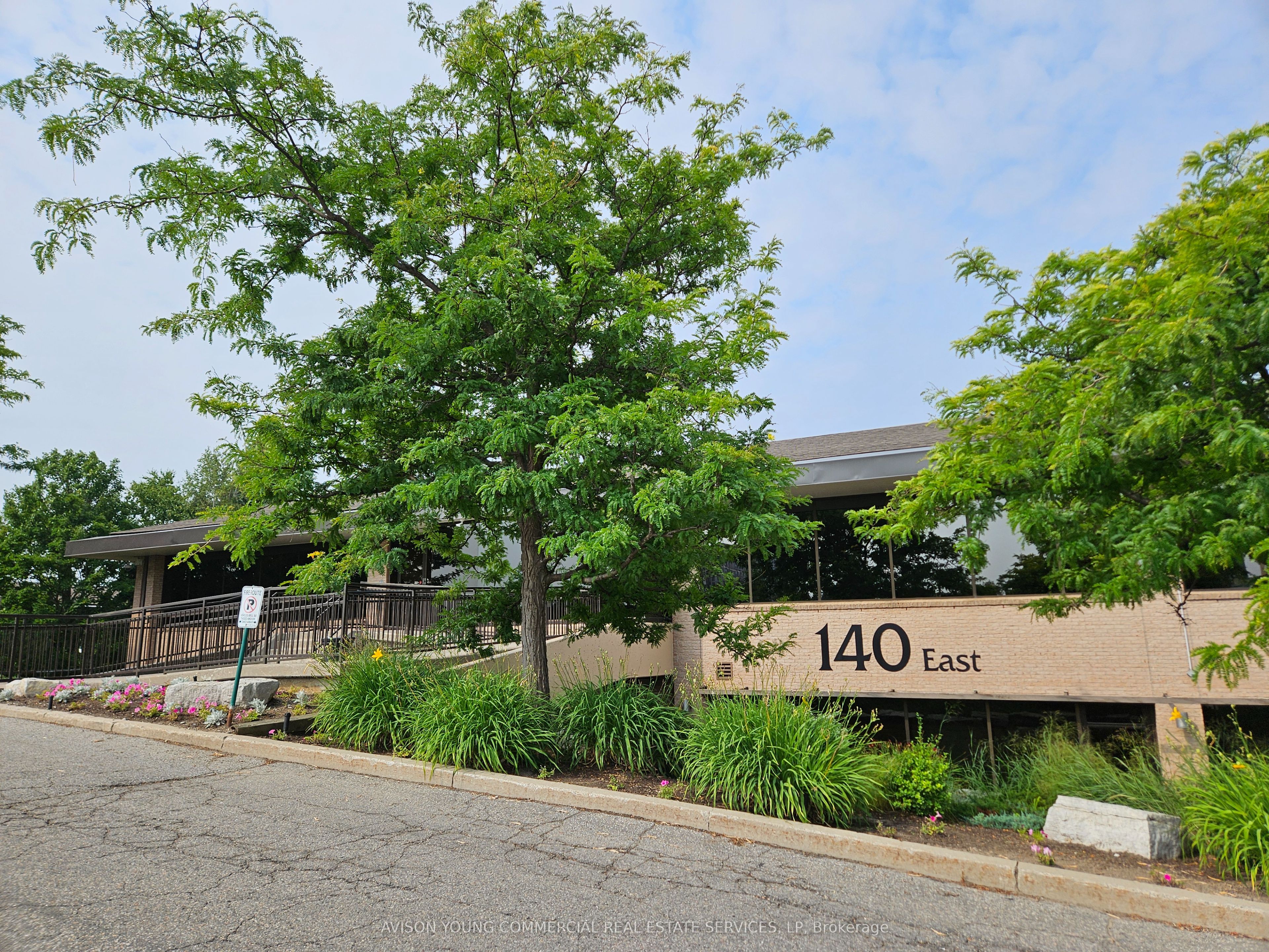 140 Renfrew Drive 110, Markham, On L3r 8b7