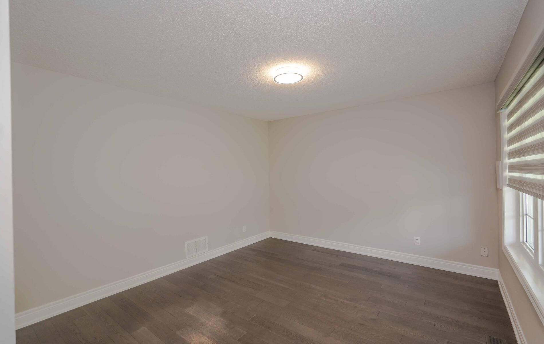 1841 Forest Valley Drive, Innisfil, On L9s 4a4