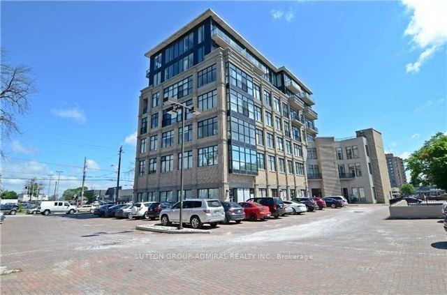 10376 Yonge Street 208, Richmond Hill, On L4c 3b8