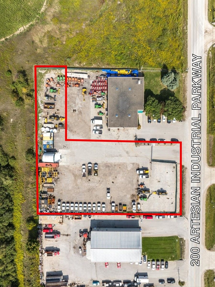 200 Artesian Ind Parkway, Bradford West Gwillimbury, On L3z 3g3