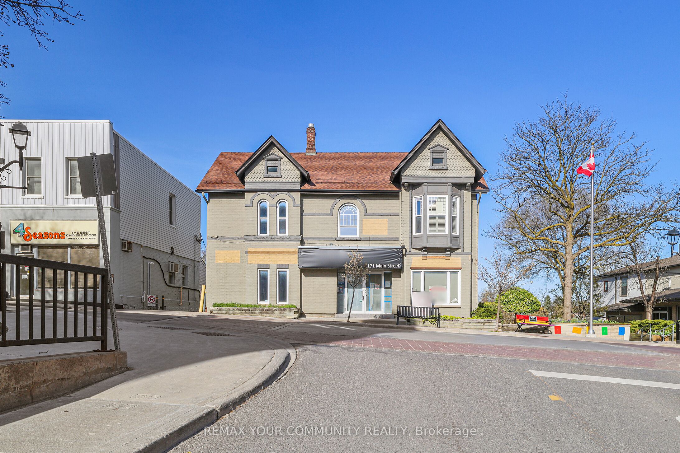 171 Main Street S, Newmarket, On L3y 3y9