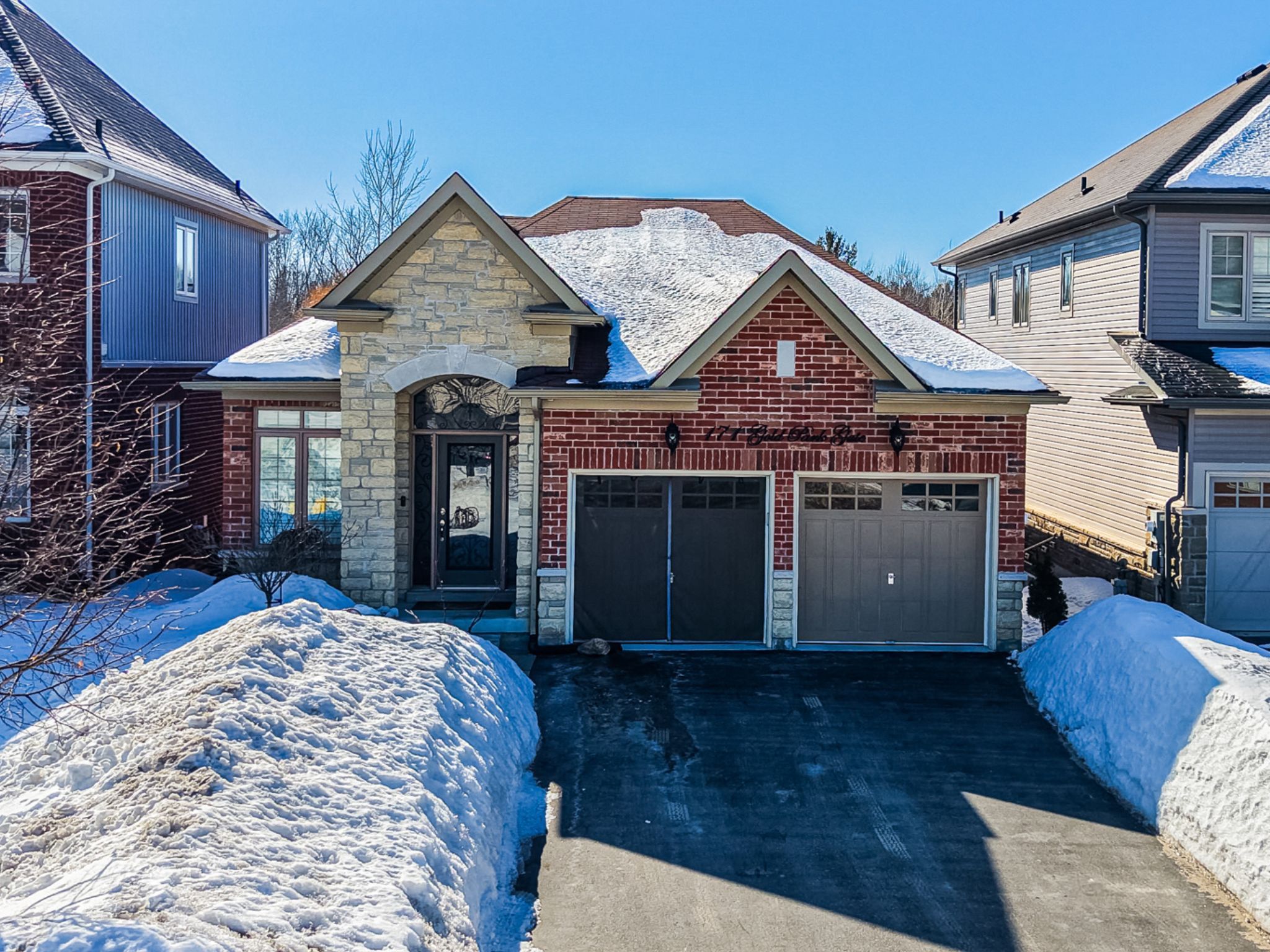 171 Gold Park Gate, Essa, On L3w 0b4