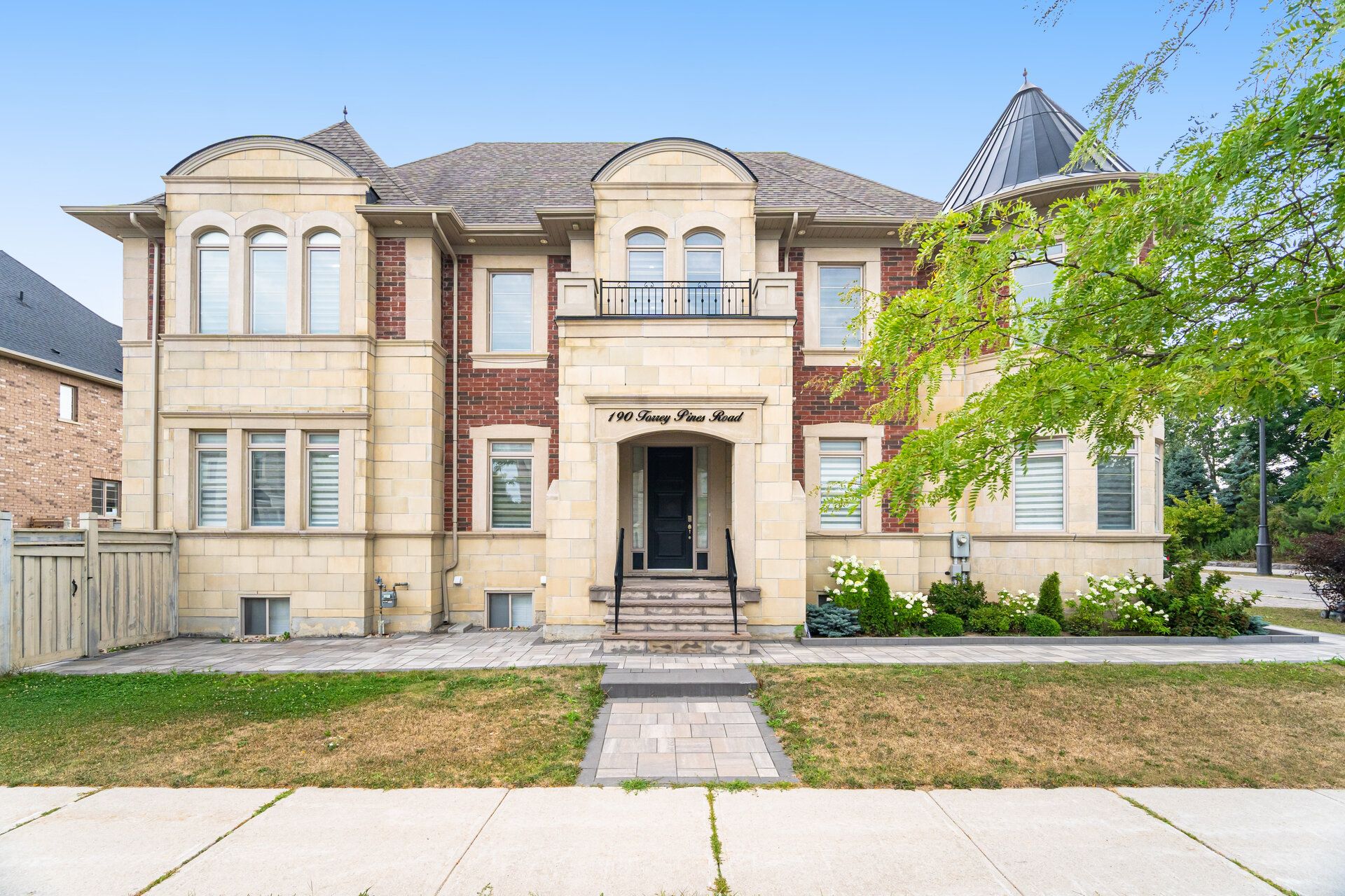 190 Torrey Pines Road, Vaughan, On L4h 3n5