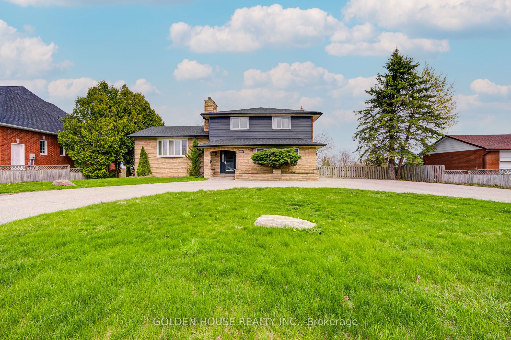 53 West Park Heights, Georgina, On L4p 3t9