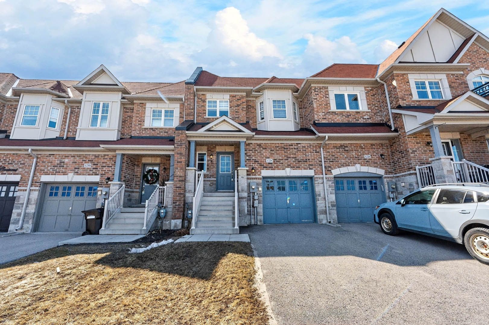 1228 Peelar Crescent, Innisfil, On L0l 1w0