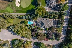 85 Cowan Drive, Vaughan, On L4l 7h4