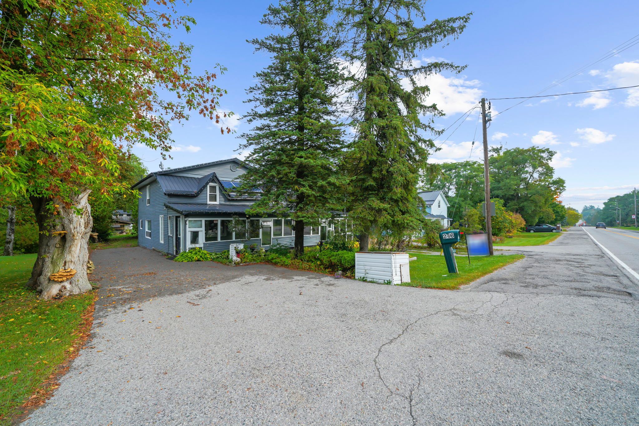246 Regional 8 Road, Uxbridge, On L9p 1r1