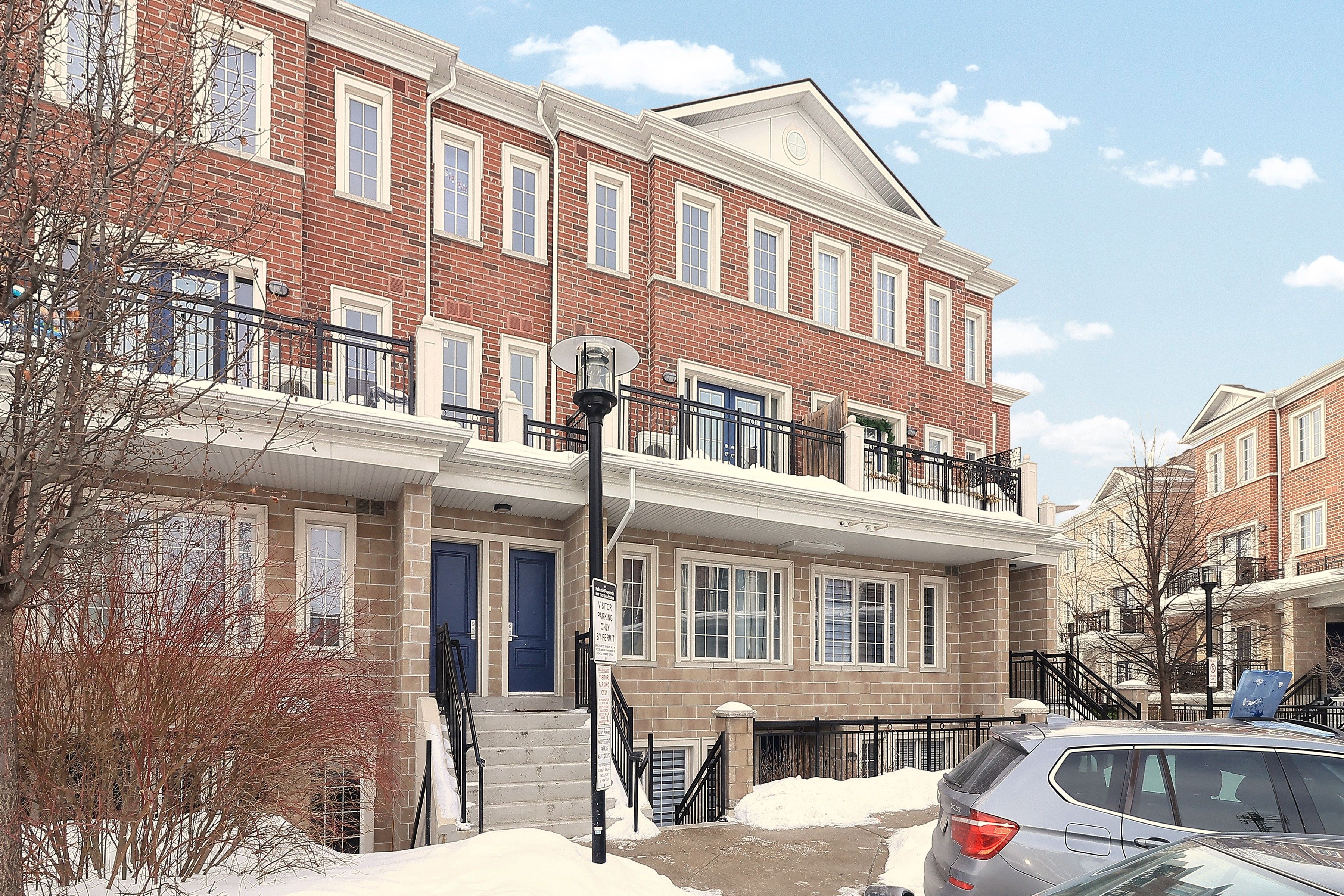 26 Bruce Street C14, Vaughan, On L4l 0h4