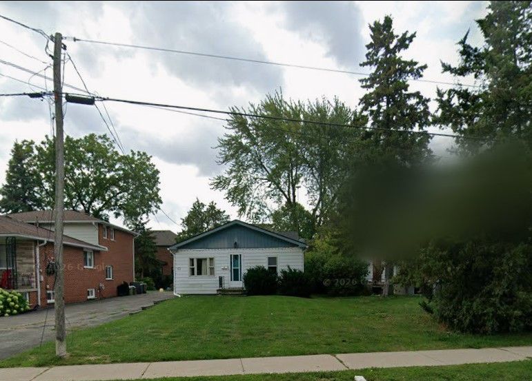 63 Oxford Street, Richmond Hill, On L4c 4l6