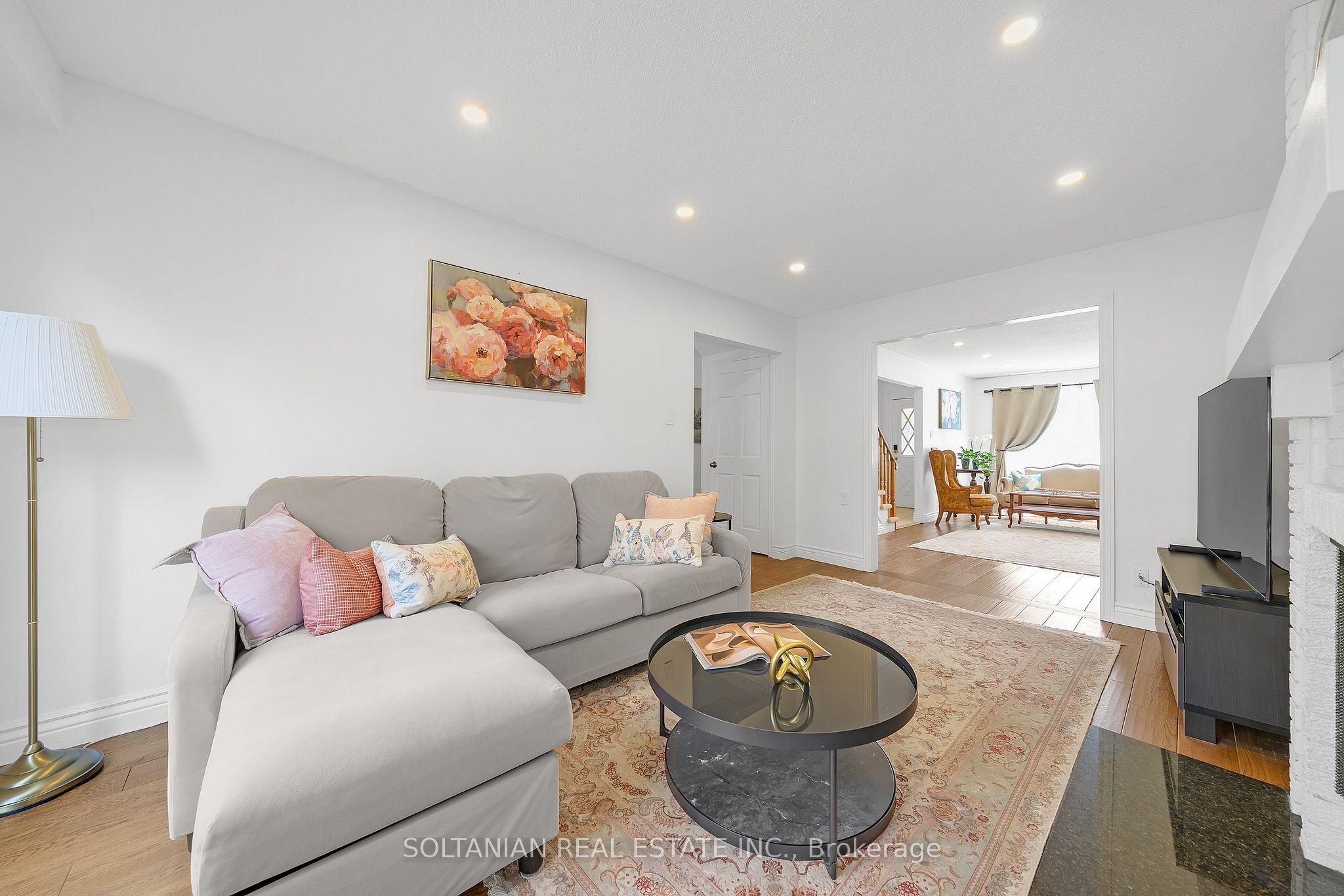 54 Braeburn Drive, Markham, On L3t 4w8