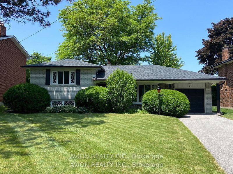24 Drakefield Road, Markham, On L3p 1g5