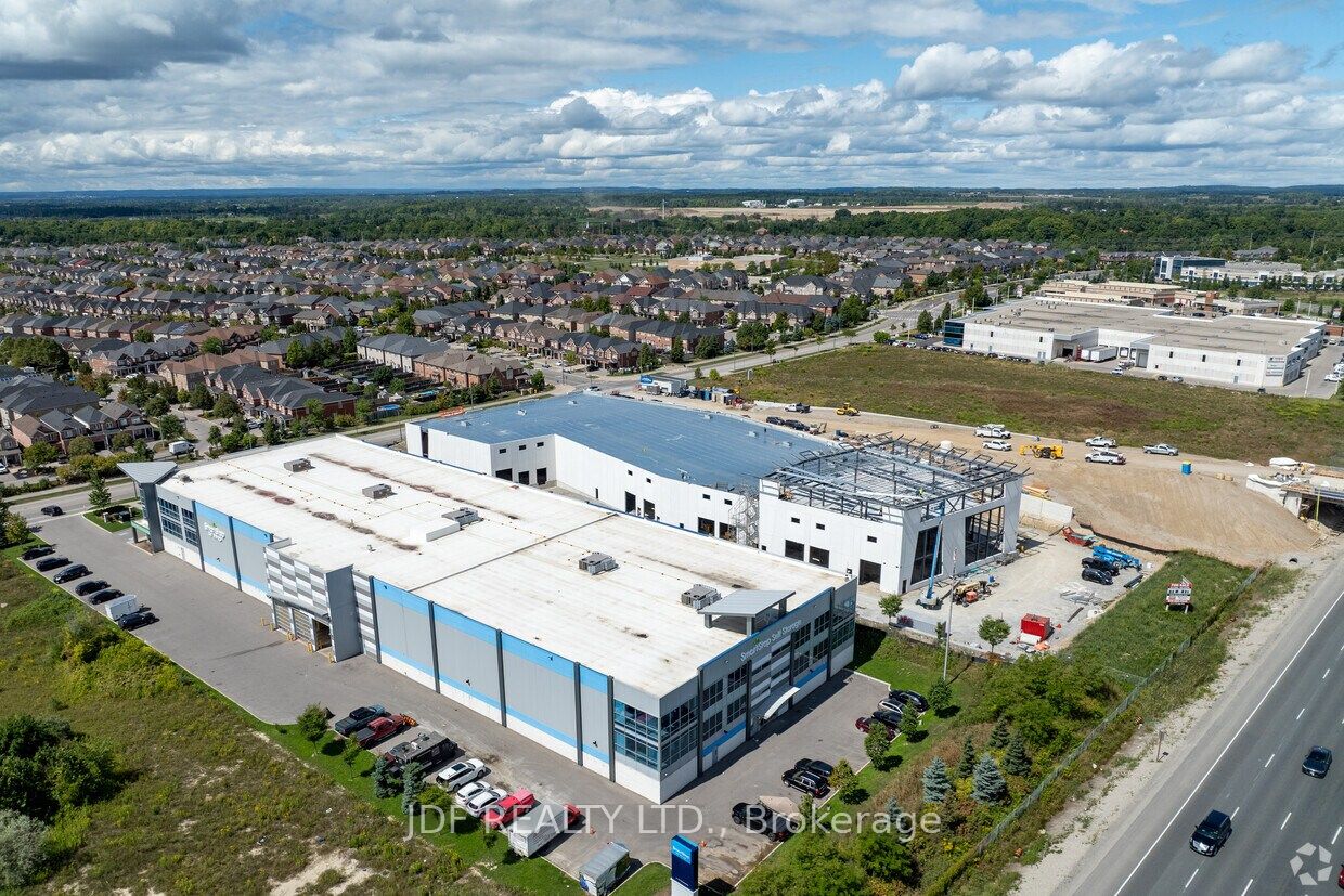 435 Cityview Boulevard 204, Vaughan, On L4h 3m3