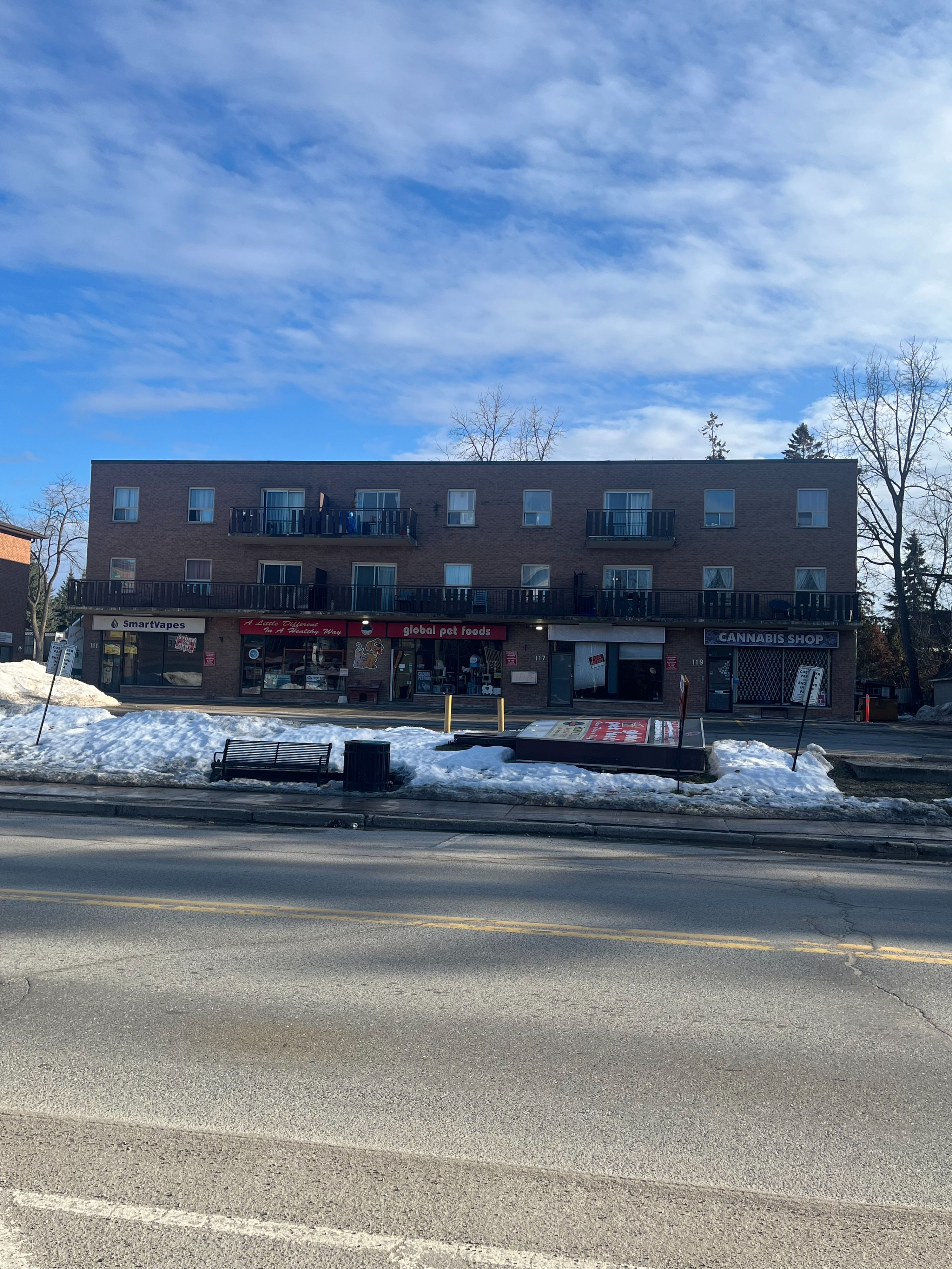 111 Victoria Street W 117, New Tecumseth, On L9r 1t7