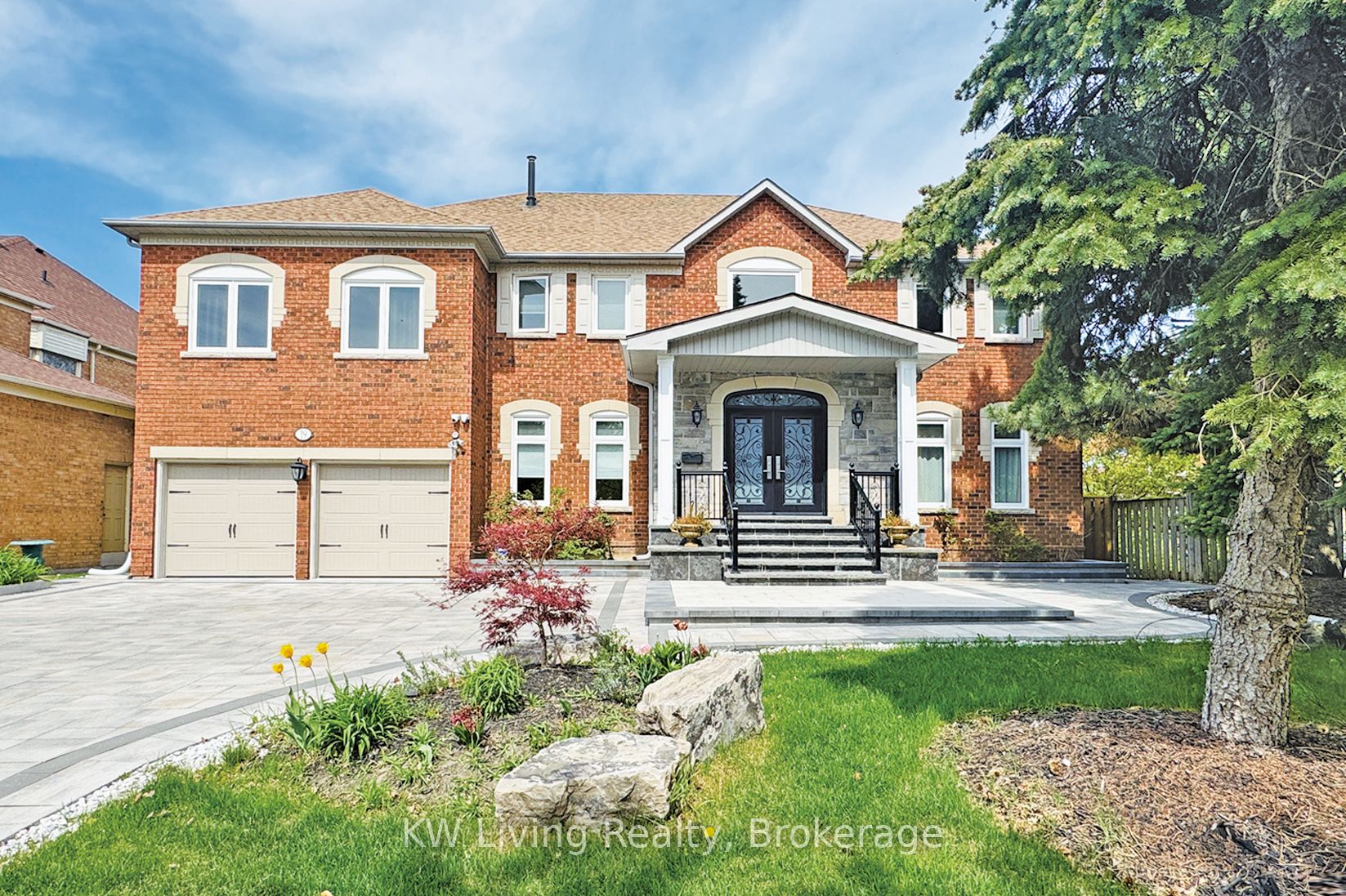 19 Spadina Road, Richmond Hill, On L4b 2y2