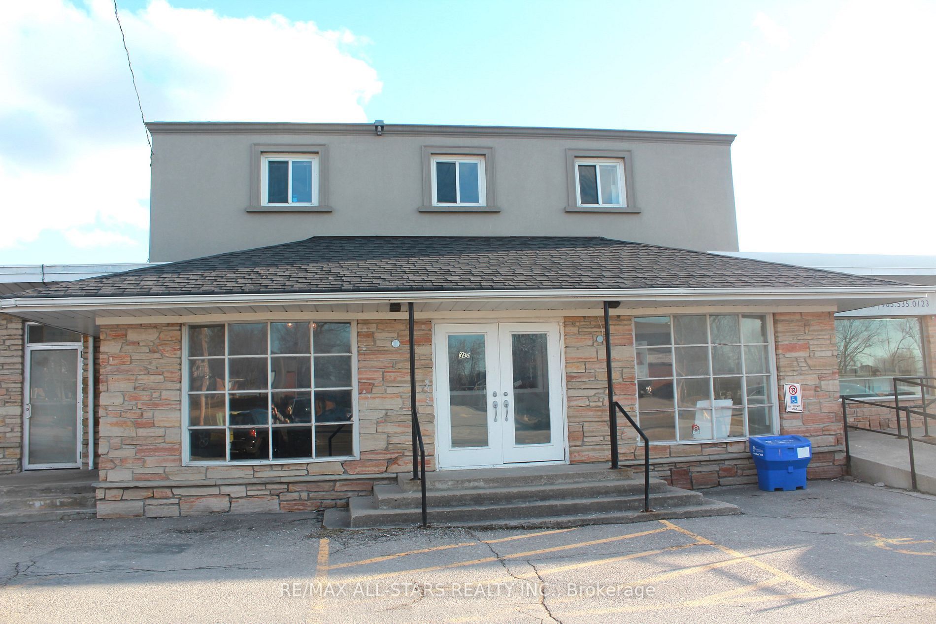 183 Simcoe Avenue 2, Georgina, On L4p 2h6