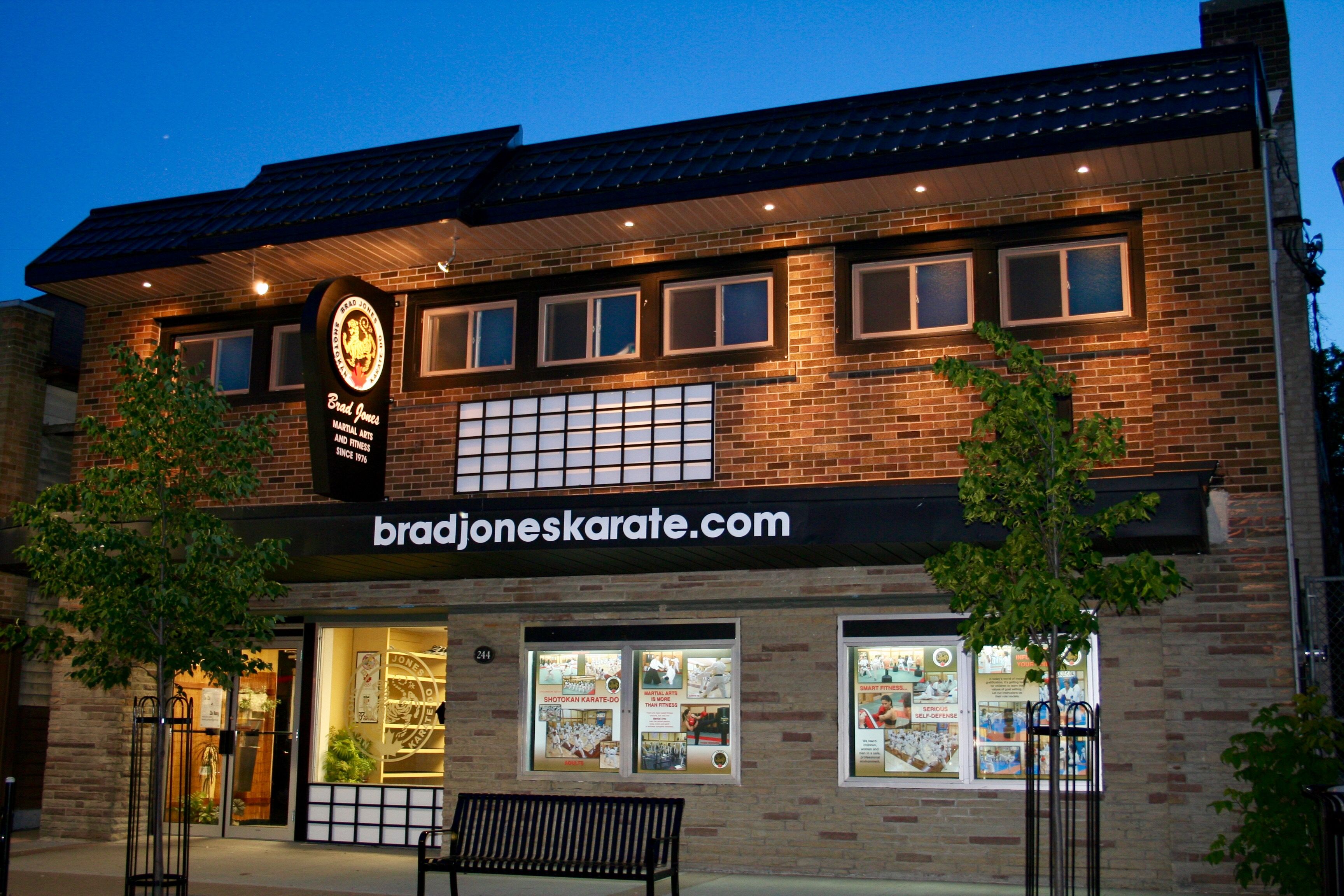 244 Main Street S, Newmarket, On L3y 3z5