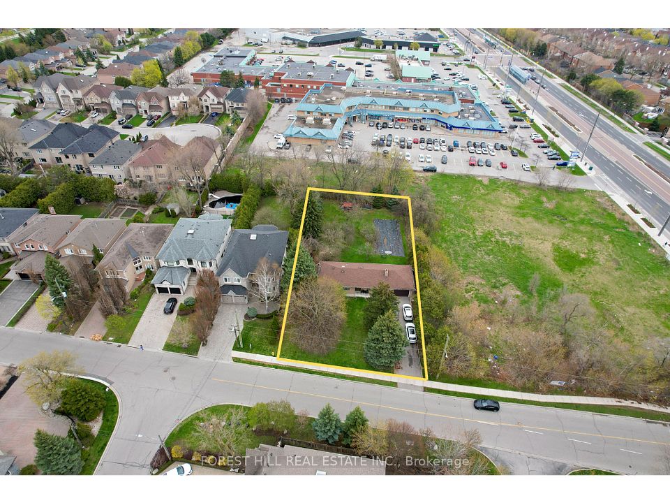 27 Vaughan Boulevard, Vaughan, On L4j 3n8