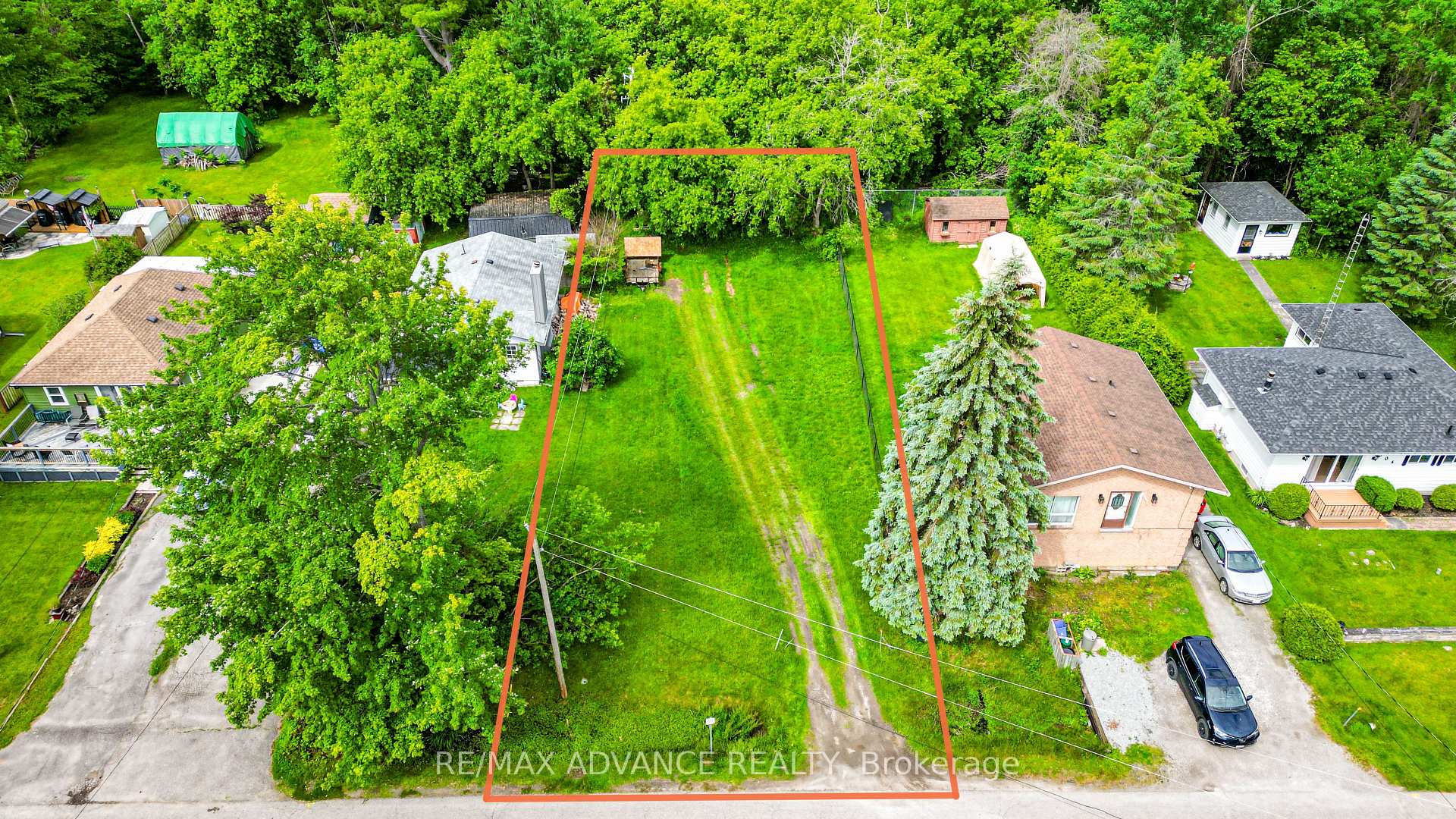 100 Dunkirk Avenue, Georgina, On L0e 1r0