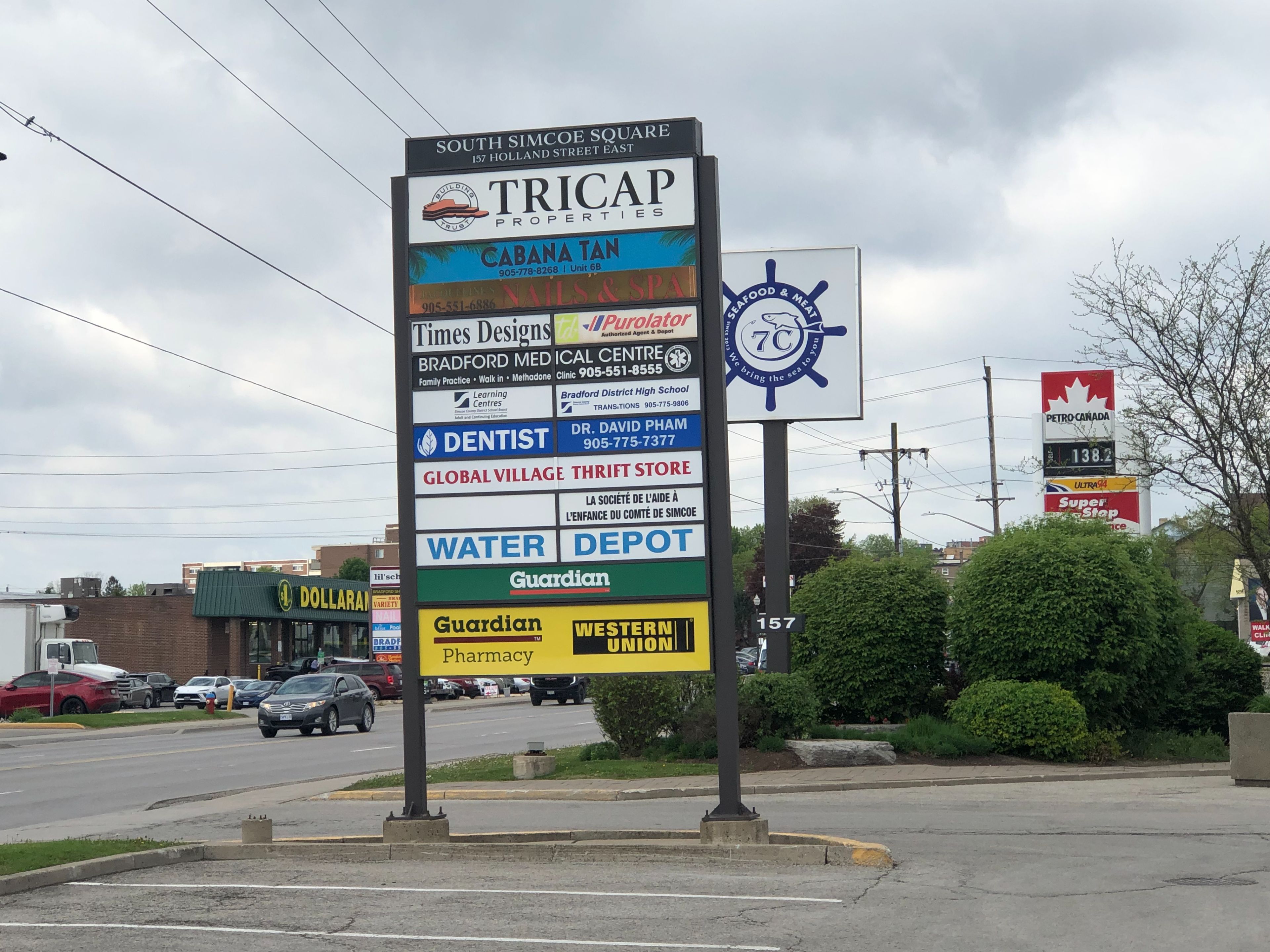 157 Holland Street E 6b, Bradford West Gwillimbury, On L3z 3g8