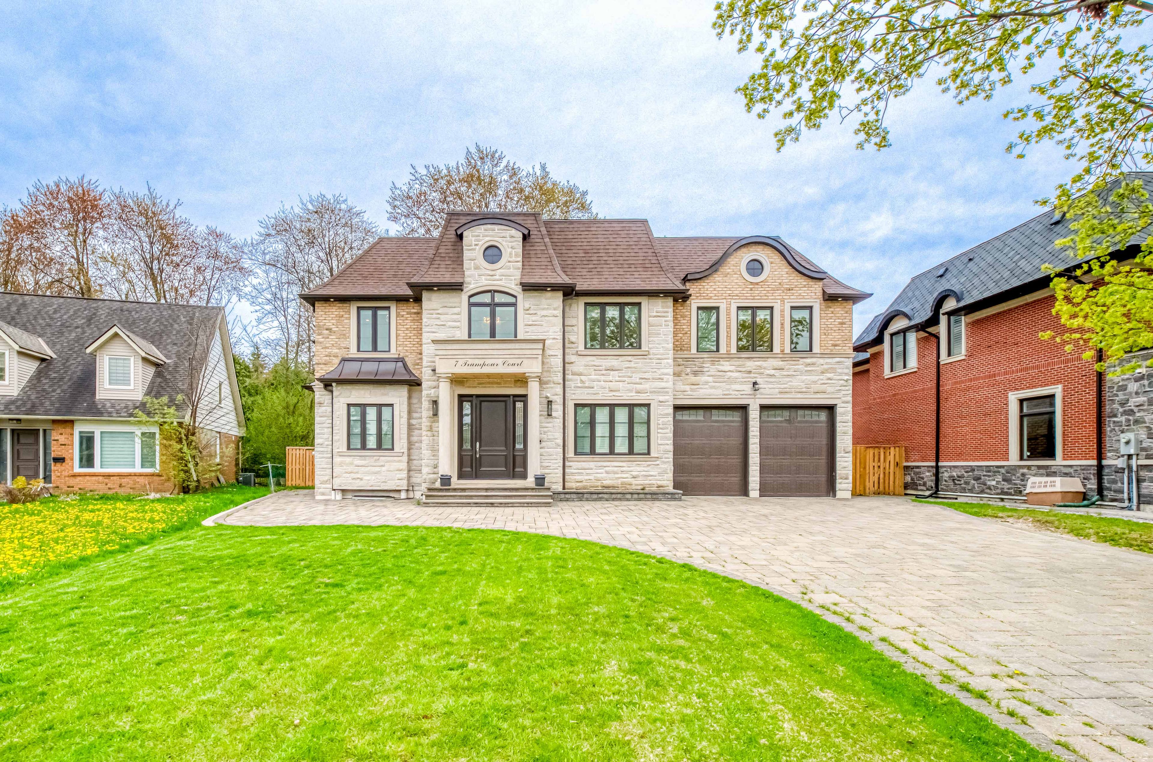 7 Trumpour Court, Markham, On L3r 2l4