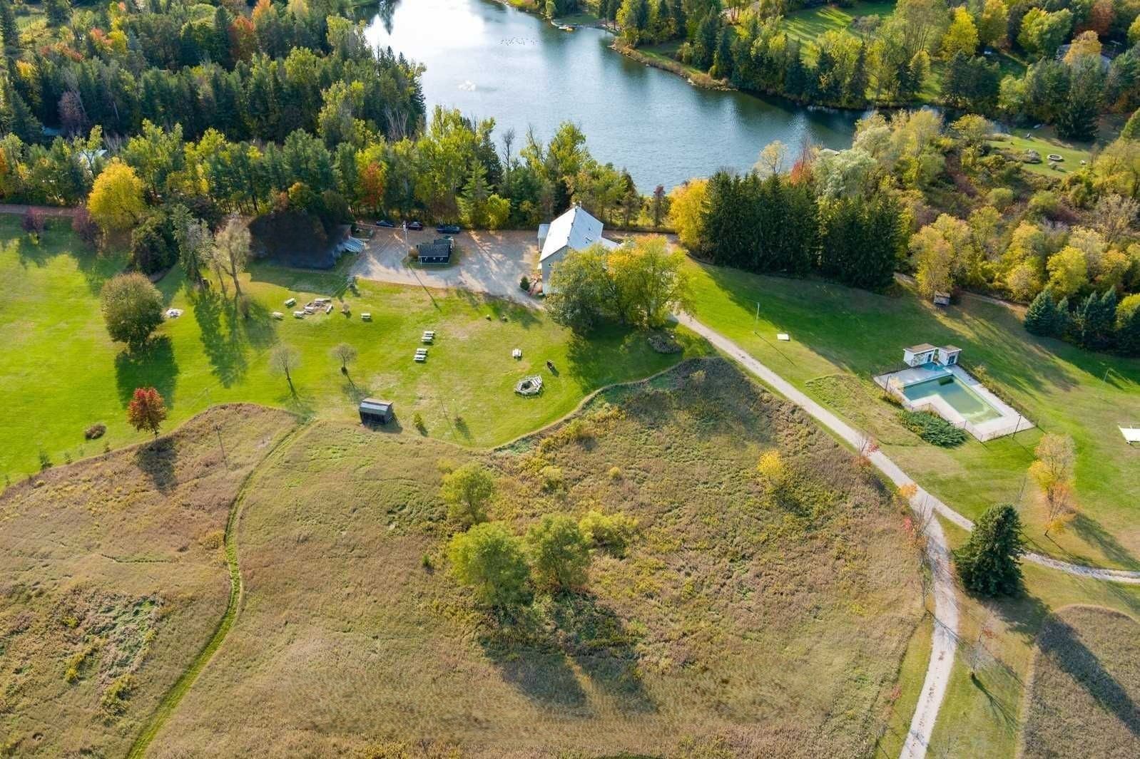 10602 9 Highway Palgrave Freeway, Adjala-Tosorontio, On L0n 1p0