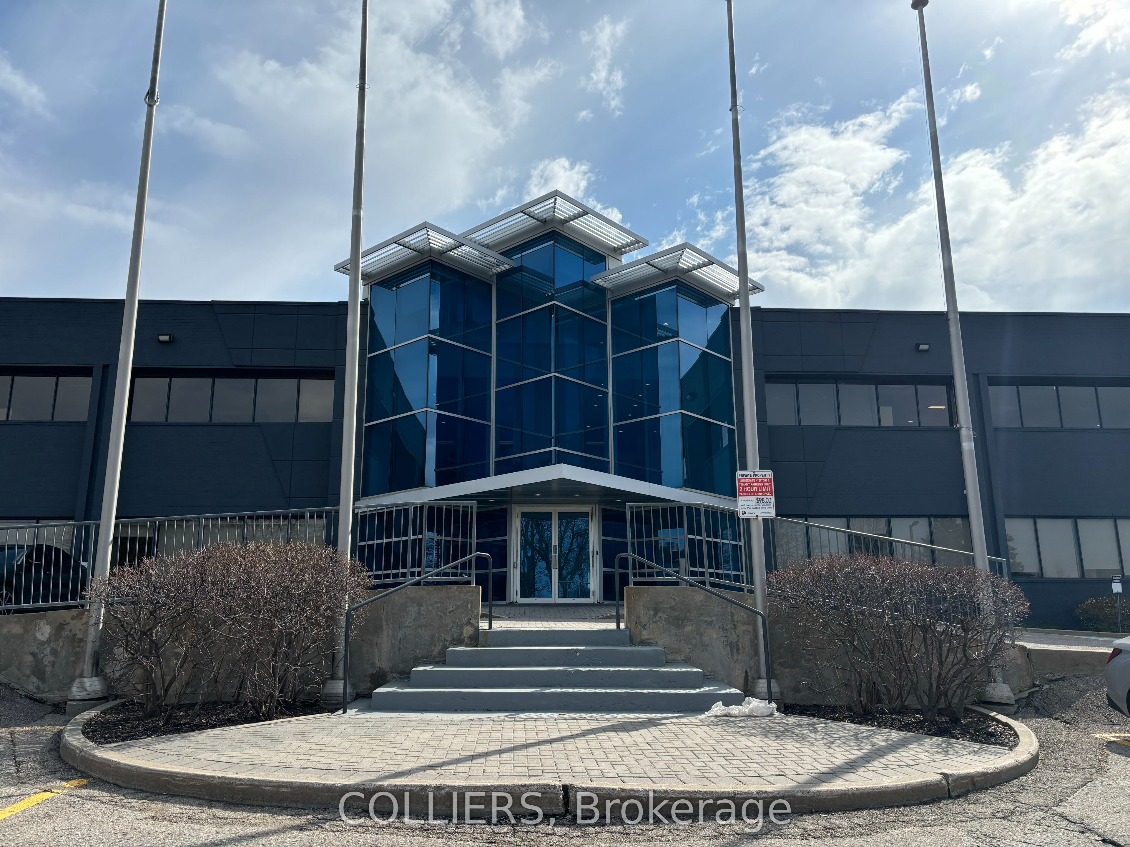 55 Renfrew Drive 200, Markham, On L3r 8h3