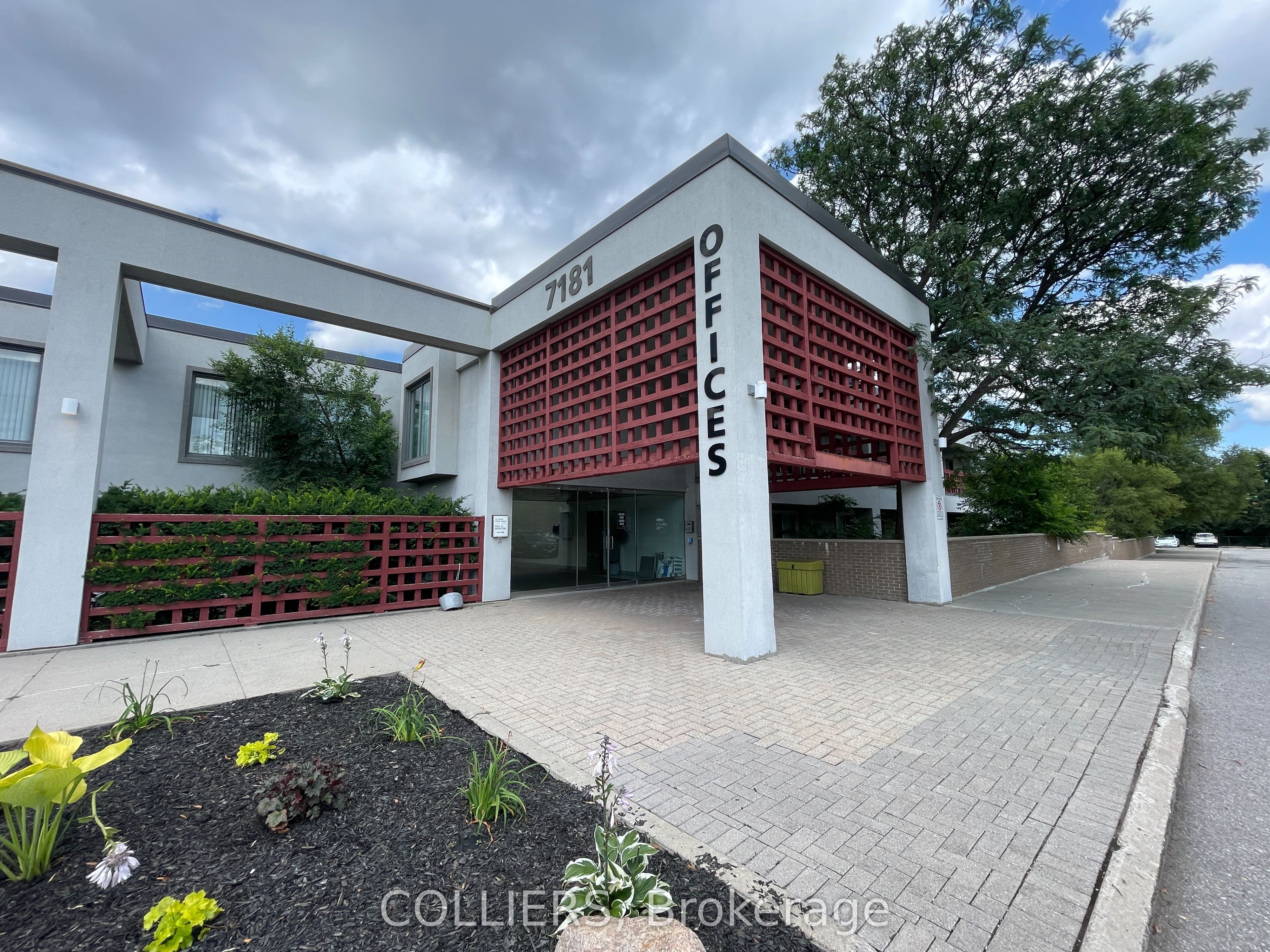 7181 Woodbine Avenue 116, Markham, On L4r 1a3