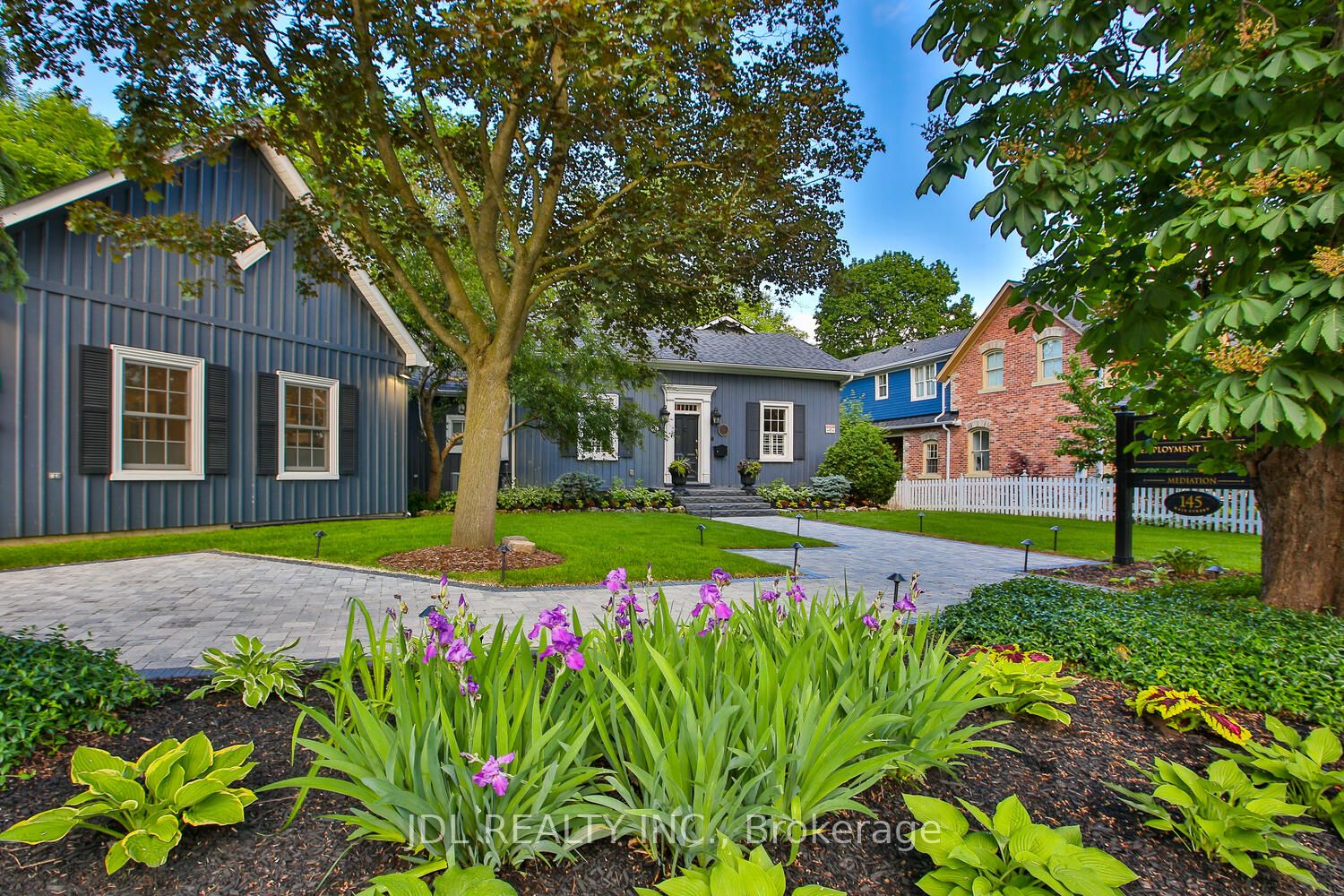145 Main Street, Markham, On L3r 2g7
