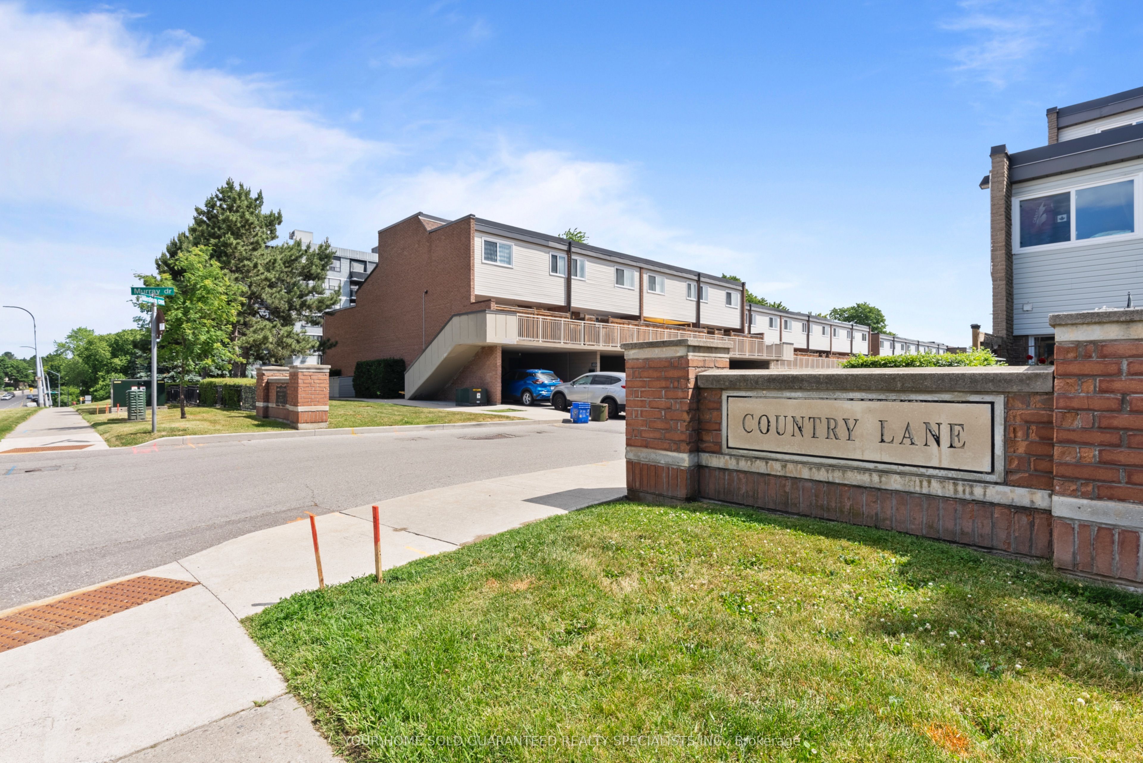 146 Milestone Crescent 52, Aurora, On L4g 3m2